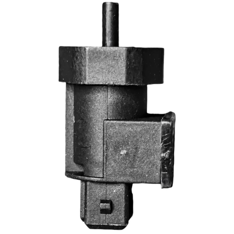 سنسور کیلومتر دیناپارت مدل Old.001192 مناسب برای پراید