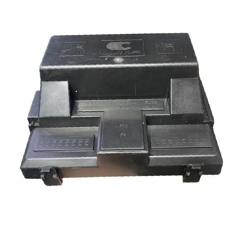 درب جعبه محافظ نود جلو و فیوز ایساکو مدل 47 برای پژو 206