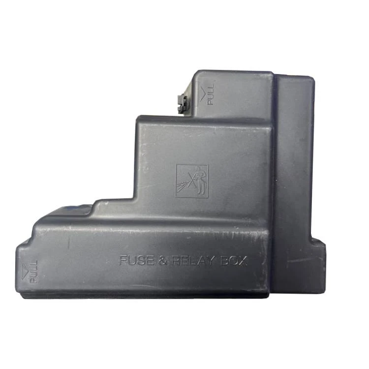 درب جعبه فیوز با رله ایساکو مدل 778 مناسب برای سمند