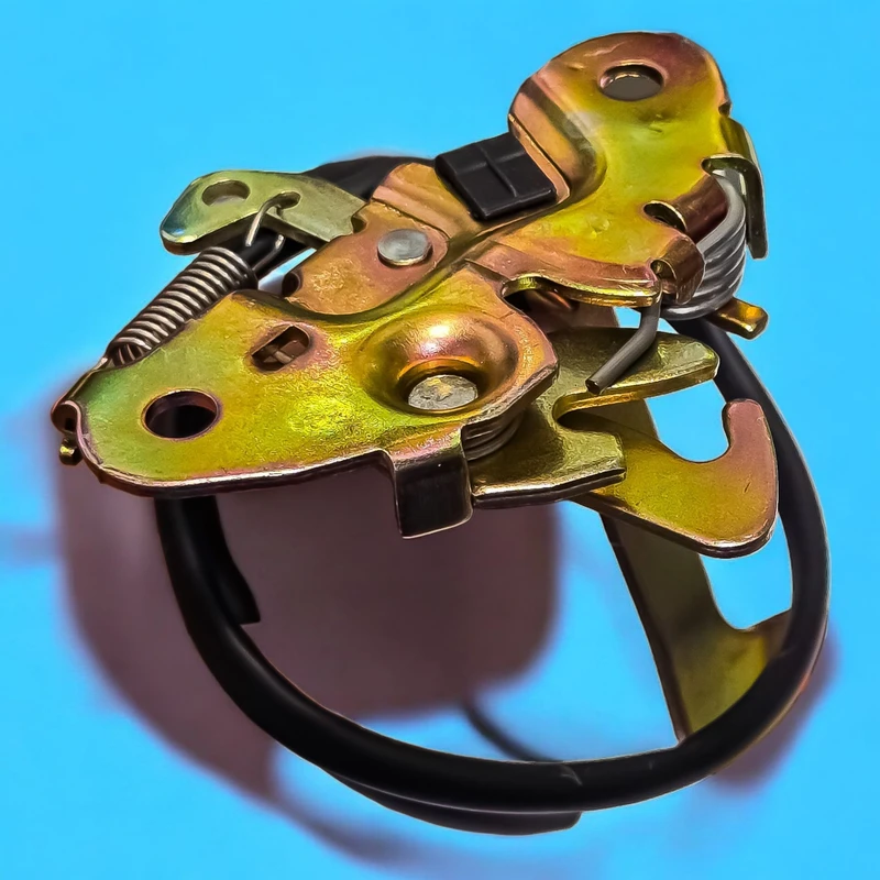 قفل کاپوت ایساکو مدل میکروسوییچ دار مناسب برای دنا و دنا پلاس - Image 3