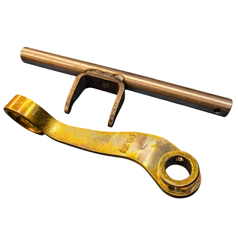 دوشاخ کلاچ ایساکو مدل 00827 مناسب برای سمند EF7