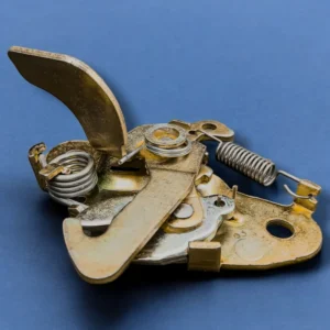 قفل کاپوت ایساکو مدل 001415 مناسب برای پژو ۲۰۶ - Image 2